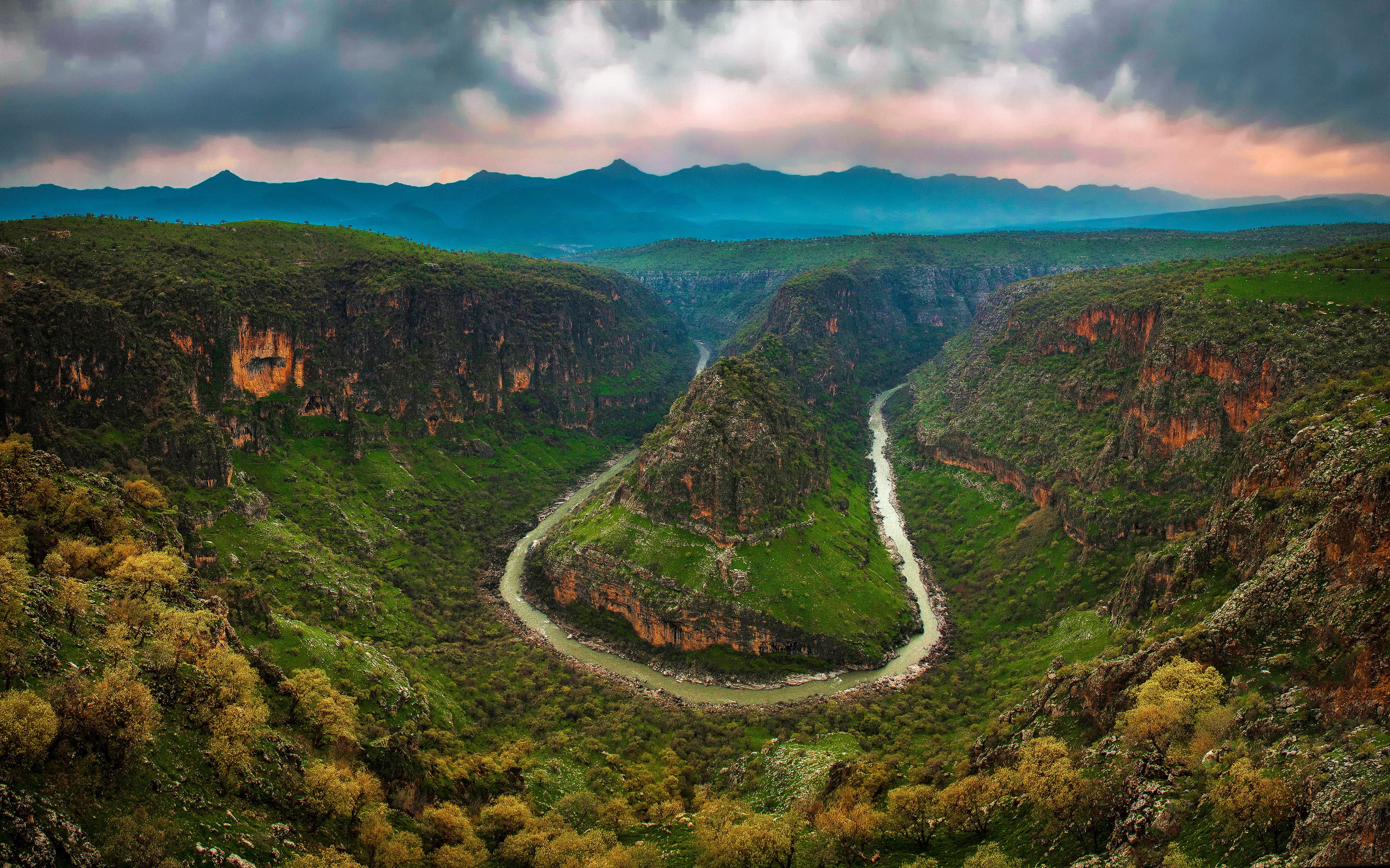سروشتی کوردستان